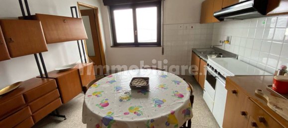 4 bedrooms House in Oggebbio, Italy No. 110466 8