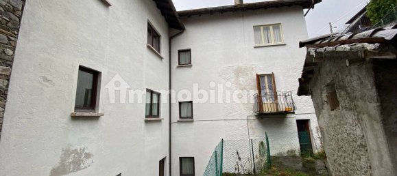 4 bedrooms House in Oggebbio, Italy No. 110466 29