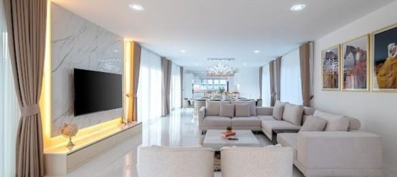 6 bedrooms House in Pattaya, Thailand No. 26332 13