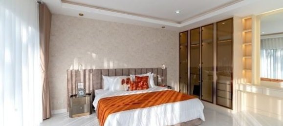 6 bedrooms House in Pattaya, Thailand No. 26332 9