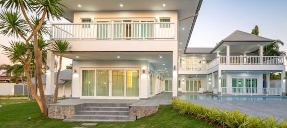 6 bedrooms House in Pattaya, Thailand No. 26332 4