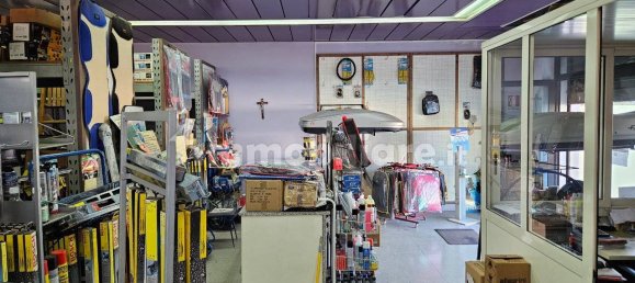 614m² Warehouse in Lecce, Italy No. 124958 9