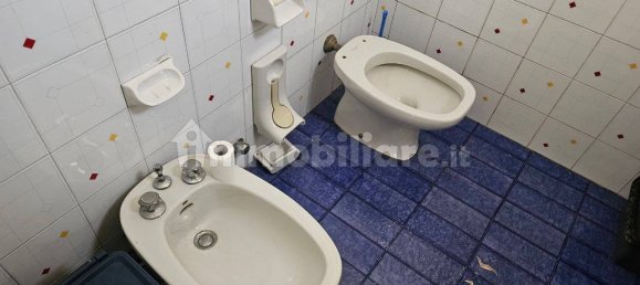 614m² Warehouse in Lecce, Italy No. 124958 8