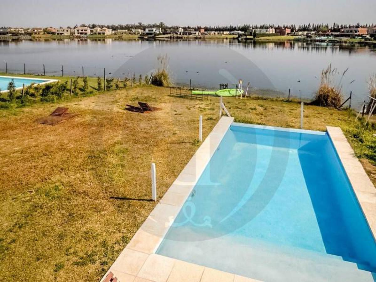 3 Schlafzimmer Haus in Tigre, Argentina, Nr. 57221