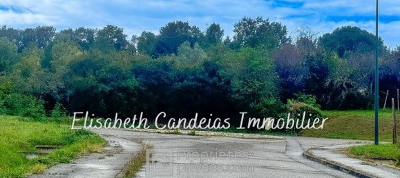 1511m² Land in Saint-Sulpice-sur-Leze, France No. 293590 2