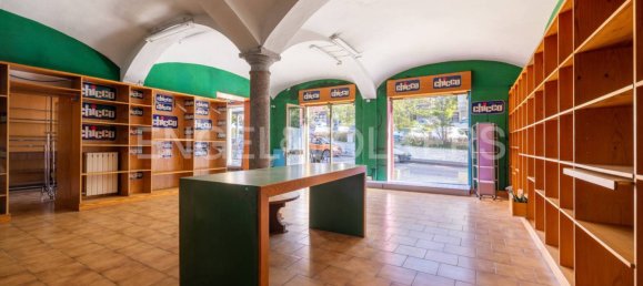 2-salle Propriété commerciale à Gavirate, Italy No. 109123 7