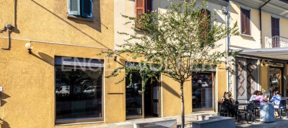 2-salle Propriété commerciale à Gavirate, Italy No. 109123 3