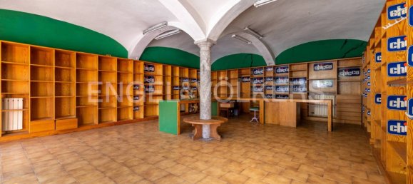 2-salle Propriété commerciale à Gavirate, Italy No. 109123 8