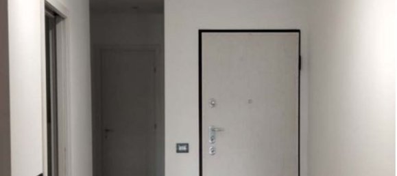 Apartamento de 3 habitaciónes en Bergamo, Italy No. 3429 3