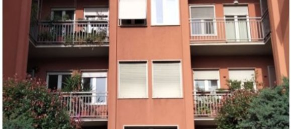 Apartamento de 3 habitaciónes en Bergamo, Italy No. 3429 26