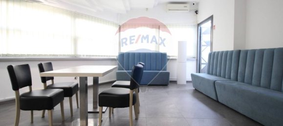 Коммерческая недвижимость с 2 комнатами в Бергамо, Италия № 52558 15