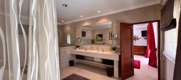 7 bedrooms Villa in Quarteira, Portugal No. 114431 20