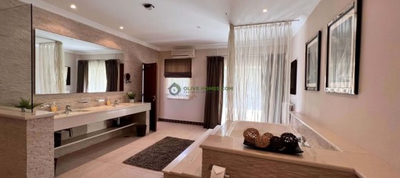 7 bedrooms Villa in Quarteira, Portugal No. 114431 43