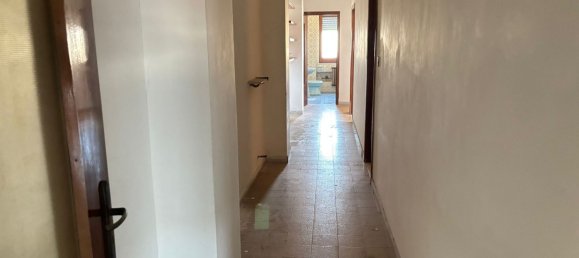 4 bedrooms Apartment in Crotone, Italy No. 318705 10