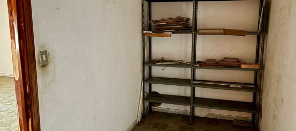 4 bedrooms Apartment in Crotone, Italy No. 318705 9