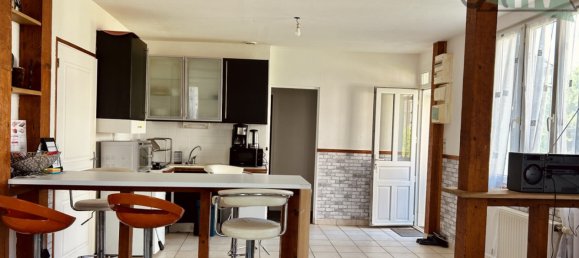 2 bedrooms Villa in Romilly-sur-Seine, France No. 270441 4