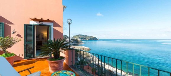 4 rooms Apartment in Casamicciola Terme, Italy No. 23908 11