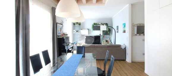 3 bedrooms Villa in Albignasego, Italy No. 272096 2