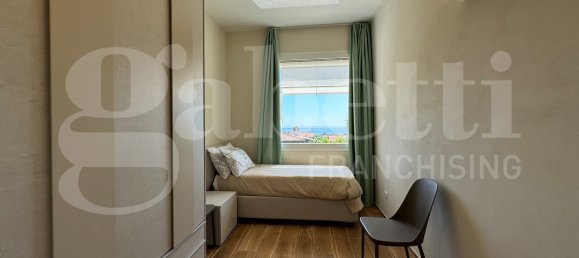 4 chambres Penthouse à Padenghe sul Garda, Italy No. 325853 23