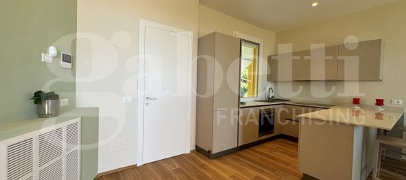 4 chambres Penthouse à Padenghe sul Garda, Italy No. 325853 6