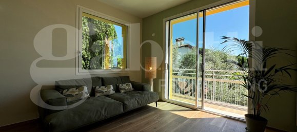 4 chambres Penthouse à Padenghe sul Garda, Italy No. 325853 3