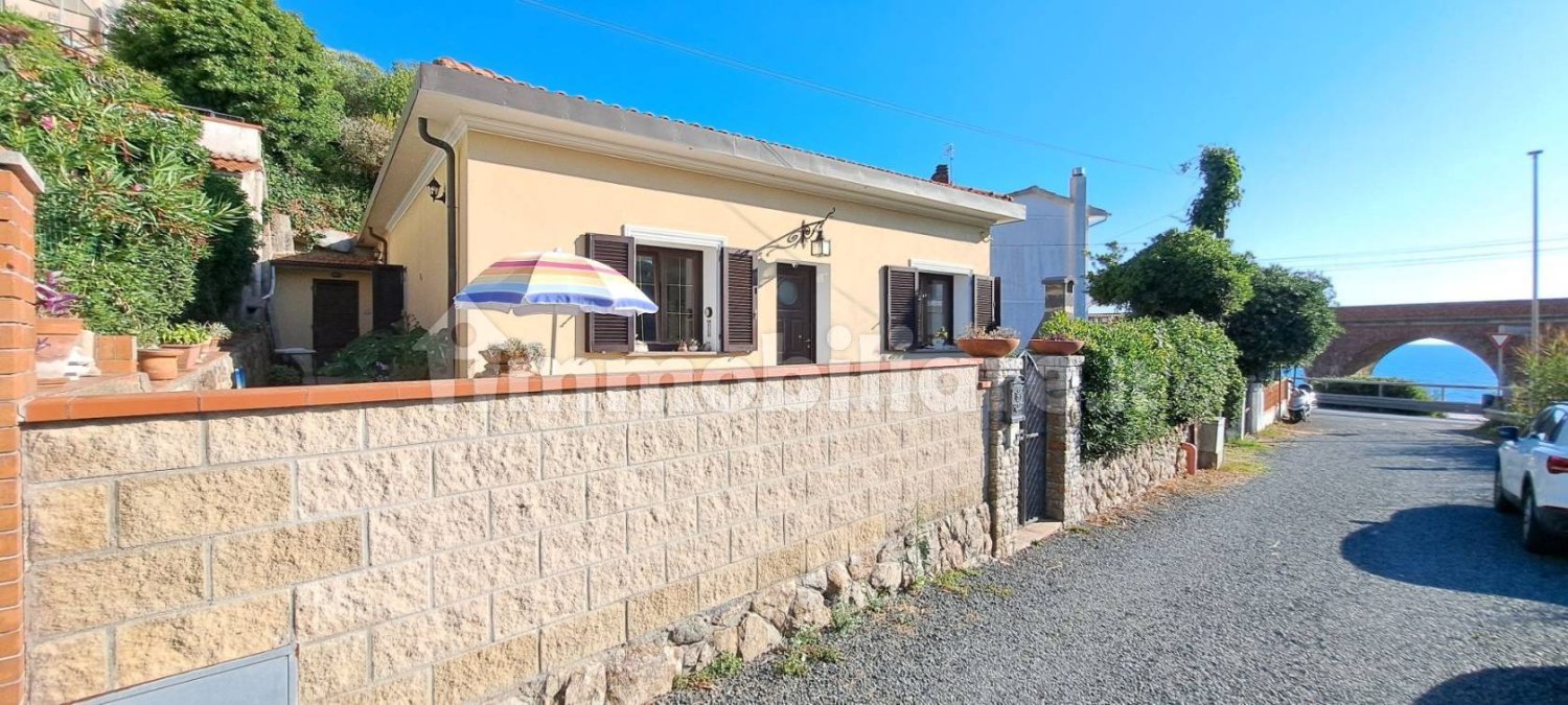 3 chambres Villa à Rosignano Marittimo, Italy No. 272984