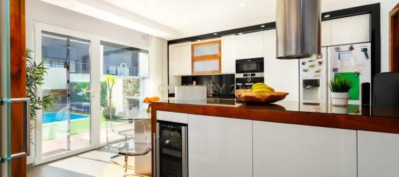 4 bedrooms Villa in Corroios, Portugal No. 104536 16