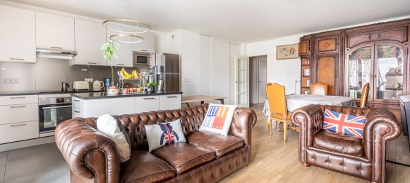 Квартира с 3 спальнями в Париж, Франция № 116279 4