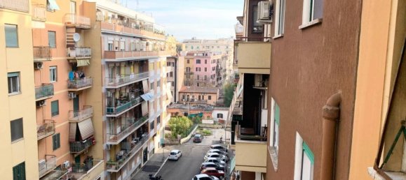 2 rooms Apartment in Rome, Italy No. 37575 26