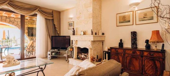 3 Schlafzimmer Gewerbliche Immobilie in Anarita, Cyprus, Nr. 18663 10