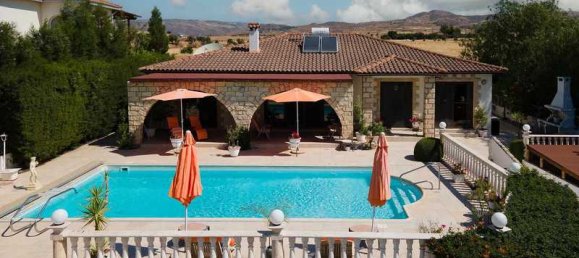 3 Schlafzimmer Gewerbliche Immobilie in Anarita, Cyprus, Nr. 18663 3