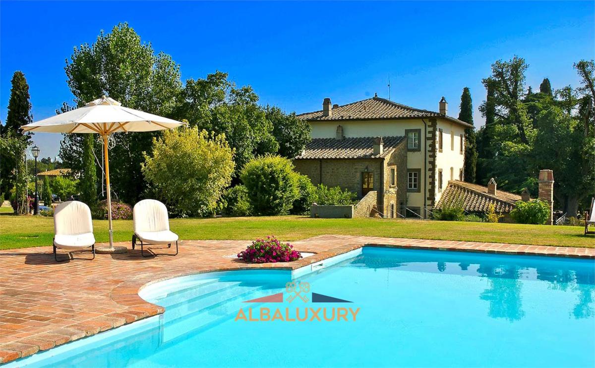 15 Schlafzimmer Villa in Cortona, Italy, Nr. 444