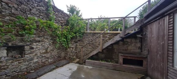 3 bedrooms House in Mayenne, France No. 361760 9