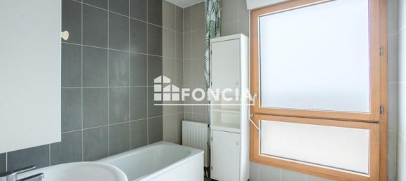 3 Schlafzimmer Wohnung in Saint-Denis, France, Nr. 359313 5