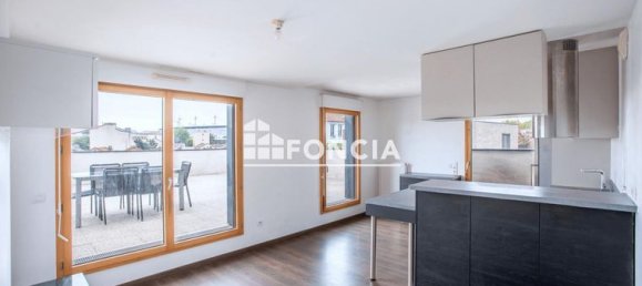 3 Schlafzimmer Wohnung in Saint-Denis, France, Nr. 359313 2