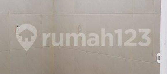 2 Schlafzimmer Haus in Cengkareng, Indonesia, Nr. 1418 15