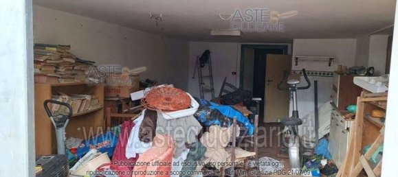 5 bedrooms Apartment in Sezze, Italy No. 360052 10