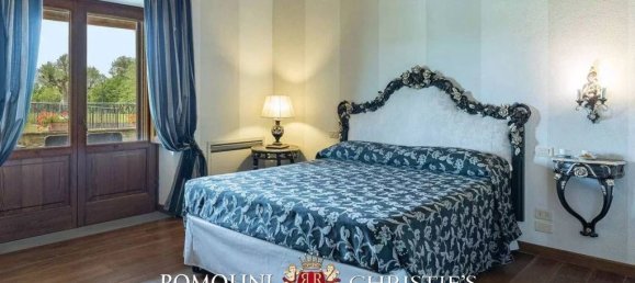 7 bedrooms House in Tuoro sul Trasimeno, Italy No. 54203 40