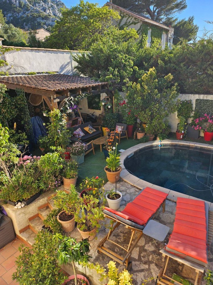 Дом с 4 спальнями в Марсель, Франция № 334249