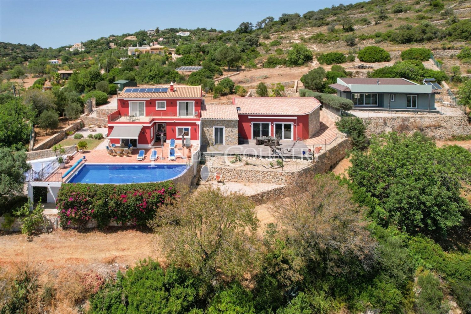 6 bedrooms Villa in Faro, Portugal No. 336089