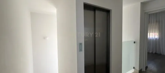 5 bedrooms Villa in Agios Tychonas, Cyprus No. 5560 19