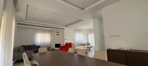 5 bedrooms Villa in Agios Tychonas, Cyprus No. 5560 4