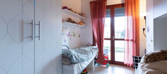 3 rooms Apartment in Fano, Italy No. 119353 10