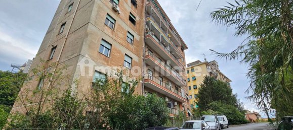 3 bedrooms Apartment in Genoa, Italy No. 152571 2