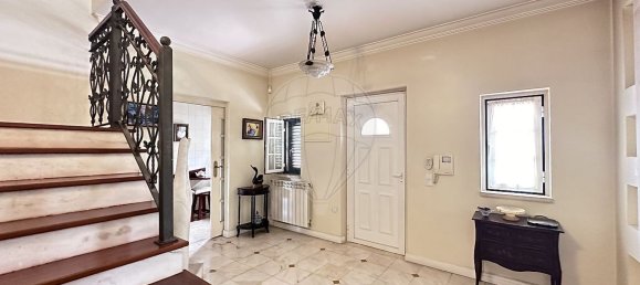 3 bedrooms House in Colares, Portugal No. 51534 13