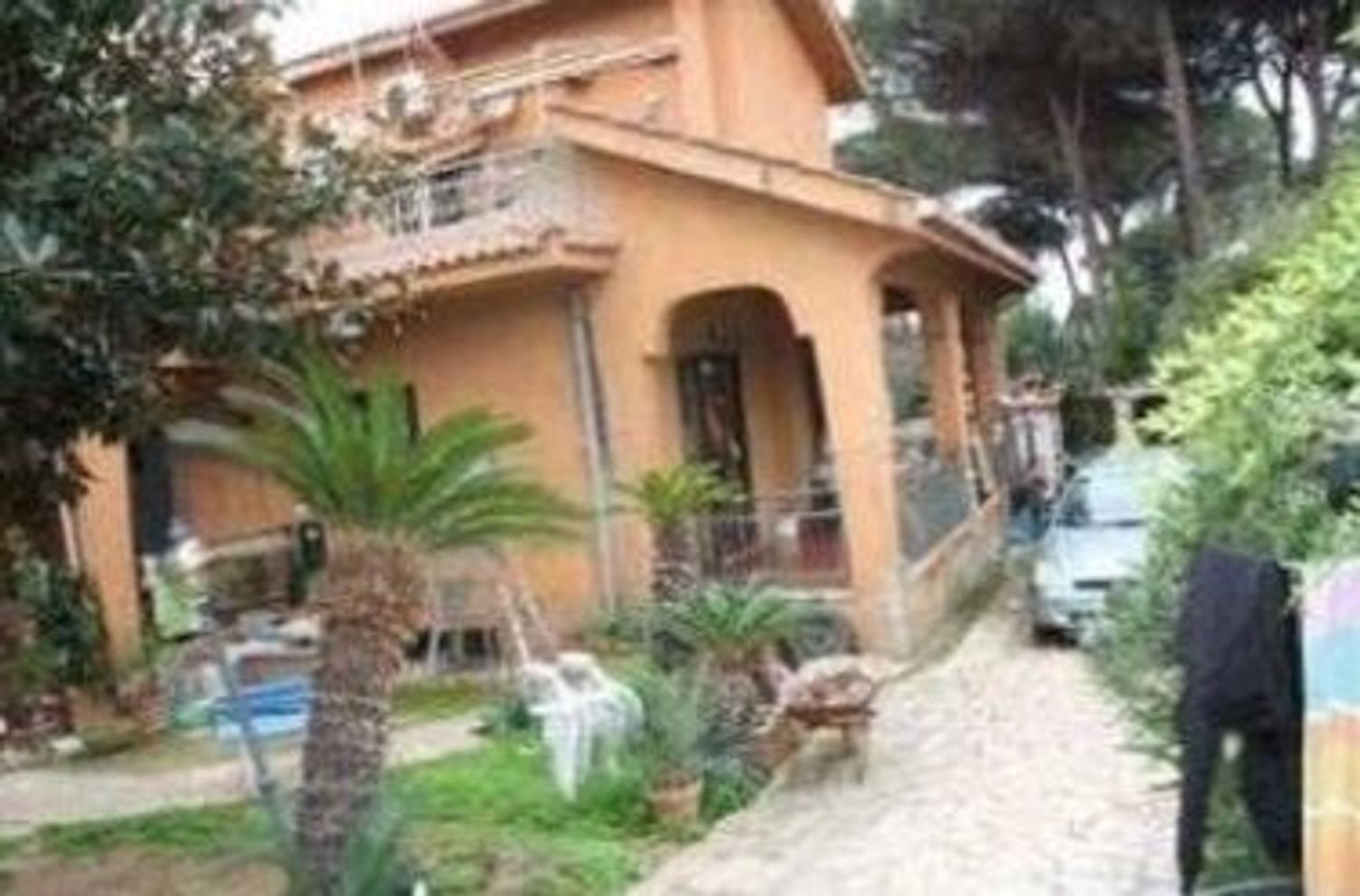 9-Zimmer Haus in Ardea, Italy, Nr. 85072