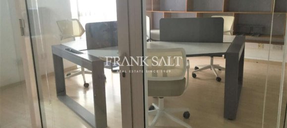 102m² Office in Gzira, Malta No. 12788 5