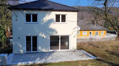 5 rooms House in Pressbaum, Austria No. 159765