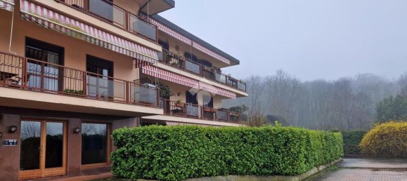 2 rooms Apartment in Turin, Italy No. 42288 2