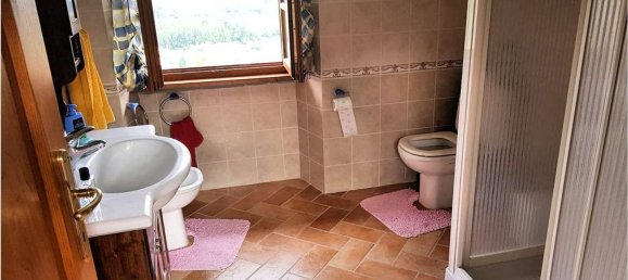 Casa de 8 habitaciónes en Gallicano, Italy No. 69642 13